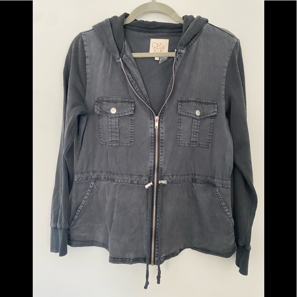 Chaser Utility Hooded Jacket - Picture 2 of 4